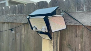 LYWALT 3000LM 423 LED Motion Sensor Outdoor Solar Lights - 1 Minute Review