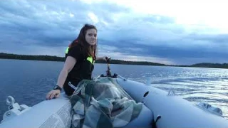 Лодочный электромотор PROMARINE 40 LBS в действии