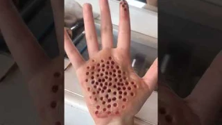 The most dangerous cut trick on the hand trypophobia 😍 #sfx #sfx_makeup #youtubeshorts #shorts