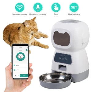 Automatic Pet Feeder for Cats — Automatic Pet Feeder, Photography