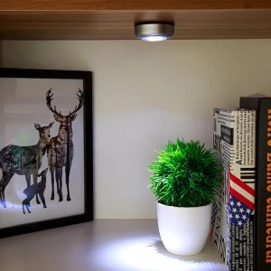 Touch Sensor Light with 3 LEDs, Global Finds
