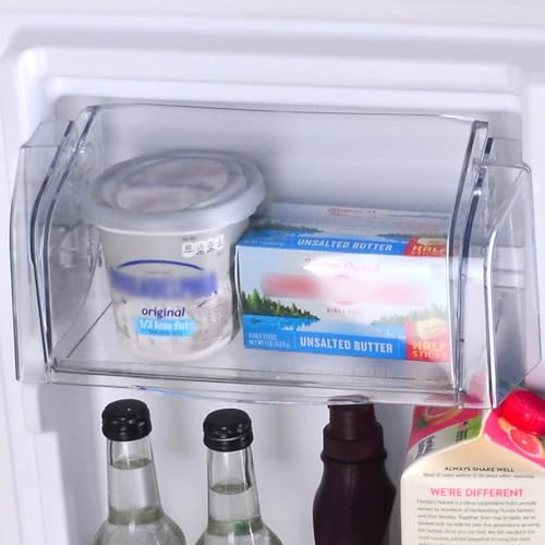 33 in. 20.5 cu. ft. Capacity Refrigerator/Freezer with Full-Width Adjustable Glass Shelving, Humidity Control Crispers,..., Kenmore