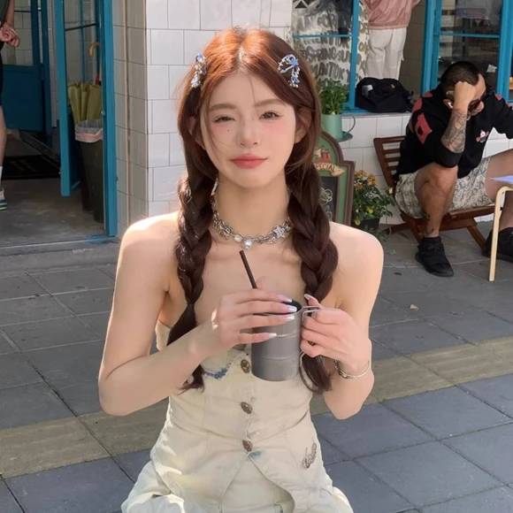 Fringe Hair Clip, Dopamine