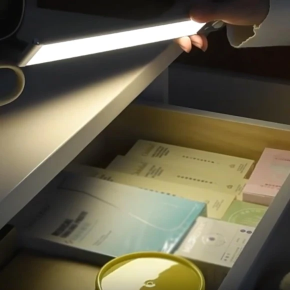 Smart Motion Sensor LED Light, Tiverio Home