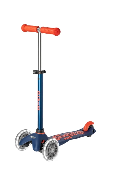 Mini Deluxe Three Wheeled Lean-to-Steer Scooter, Micro