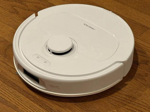 Robot Vacuum and Mop — Robot Vacuum, Roborock