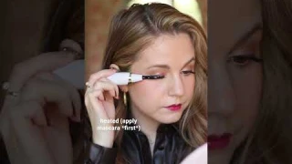 Heated eyelash curler vs a regular lash curler🤔 #shorts