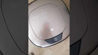 Робот пылесос lg HOM-BOT SKWER