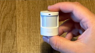 Unboxing and installation of the Aqara Motion and Light Sensor P2 in Apple HomeKit