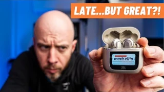 The most UNIQUE earbuds ever?! JBL Tour Pro 2!