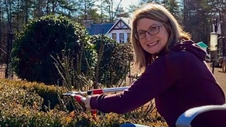 Winter Rose Pruning, Dokoo Smart Bird Feeder Review & Perennial Replanting