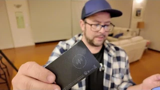 KeySmart MFI-Certified Rechargable Wallet GPS SmartCard, Compatible with Apple Find My App