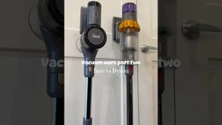 Insẽ vs Dyson 🤺 #vacuum #vacuumwars #dyson #inse #insevsdyson #cordlessvacuum