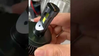 How to install the LED headlight H4?