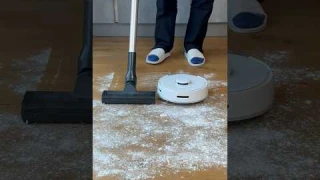 It’s official… Japan makes the best tech 🇯🇵 #switchbot @theswitchbot #vacuum #robot #cleaner