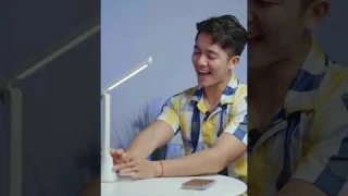 Đèn bàn sạc tích điện Yeelight Folding Desk Lamp Z1 YLTD11YL pin 1800mAh, chiếu sáng 40 giờ