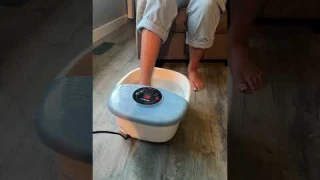 How to Use the Foot Spa Massager | Heat, Bubble & Roller Features