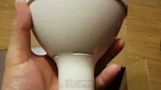 Unboxing and Testing Sengled Smartsense LED Flood Light PAR38 with Motion Sensor