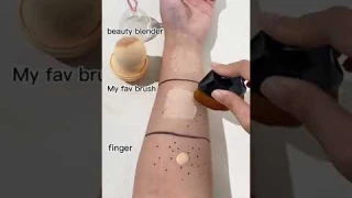 Makeup Brush vs Sponge vs Finger Test on Skin | DUcare