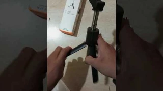 Bluetooth Selfie Stick R1S tripod with remote Unboxing & Review. #Selfiestick #Selfie #Selfiestand