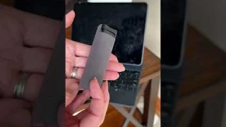 WHOOSH! Screen Cleaner Kit Review, Cleaning our iphones, ipads and electronics screens easily!