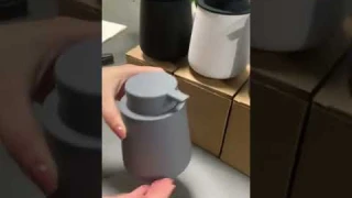 Foam dispenser