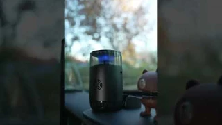 This is a good-looking and user-friendly smart car air freshener! #cardiffuser #diffuser #airdiffuse
