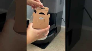 Replacing your Dirt Disposal Bag